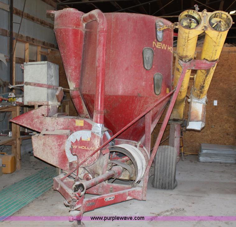 image for item B8829 New Holland 354 grinder