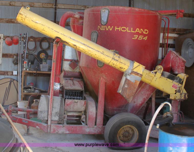 image for item B8829 New Holland 354 grinder