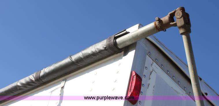 image for item B8836 1999 Wilson 43' grain trailer