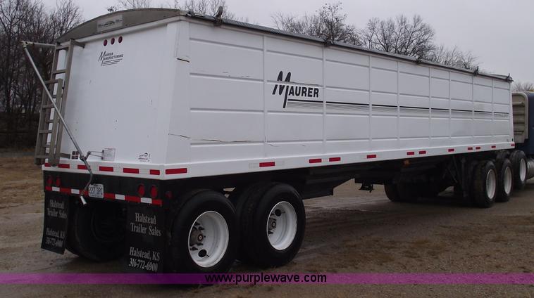 image for item C5955 2009 Maurer 36' hopper trailer
