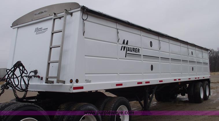 image for item C5955 2009 Maurer 36' hopper trailer