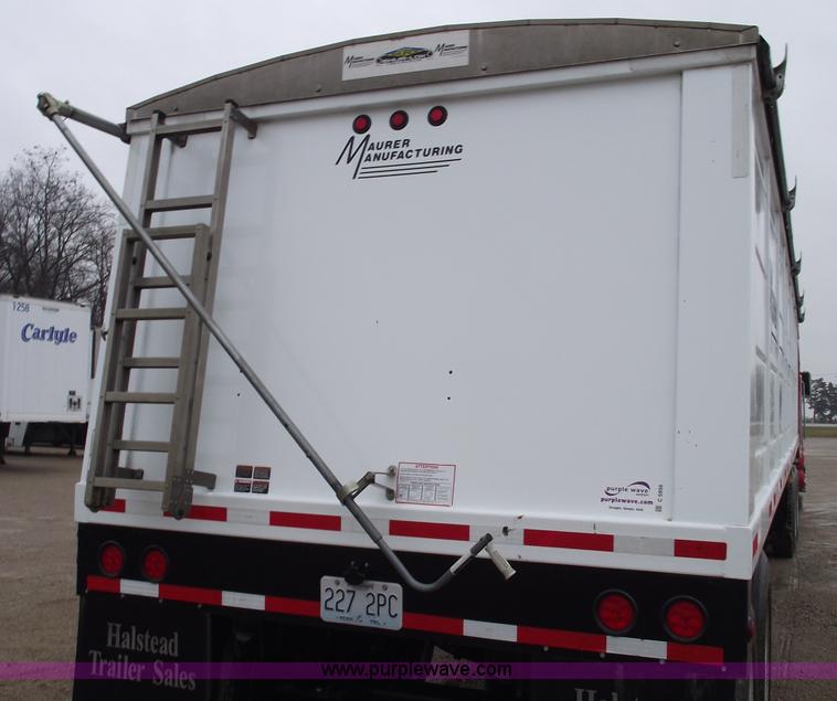 image for item C5956 2009 Maurer 36' hopper trailer