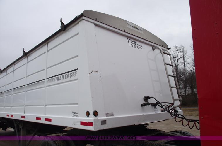 image for item C5956 2009 Maurer 36' hopper trailer
