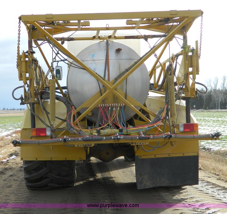 image for item D8671 1994 Ag-Chem TerraGator 1844 self propelled sprayer