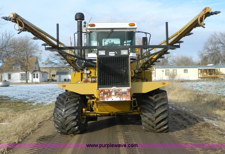 image for item D8671 1994 Ag-Chem TerraGator 1844 self propelled sprayer