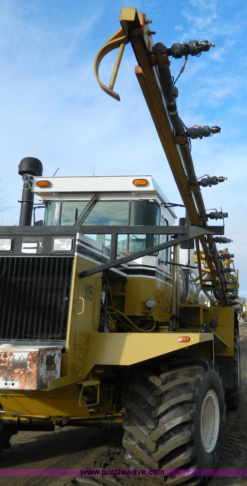 image for item D8671 1994 Ag-Chem TerraGator 1844 self propelled sprayer