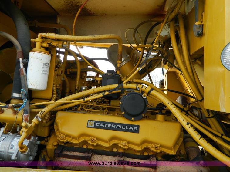 image for item D8671 1994 Ag-Chem TerraGator 1844 self propelled sprayer