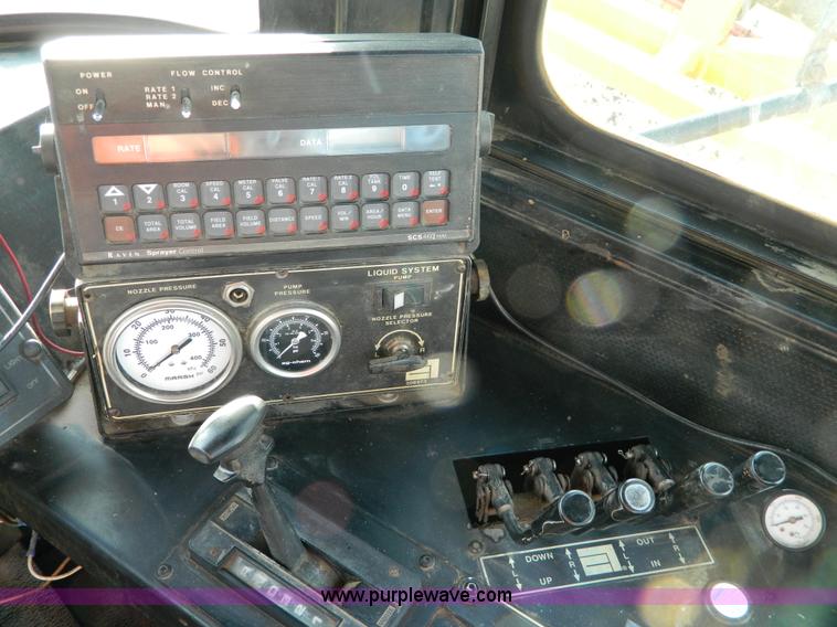 image for item D8671 1994 Ag-Chem TerraGator 1844 self propelled sprayer