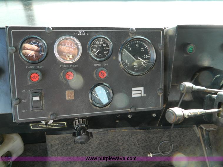 image for item D8671 1994 Ag-Chem TerraGator 1844 self propelled sprayer