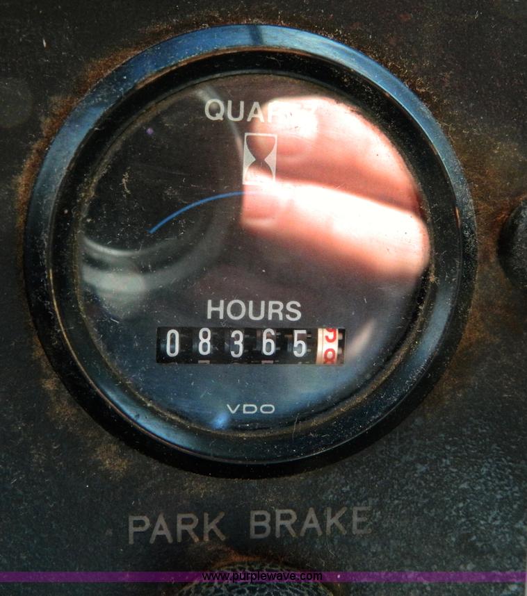 image for item D8671 1994 Ag-Chem TerraGator 1844 self propelled sprayer