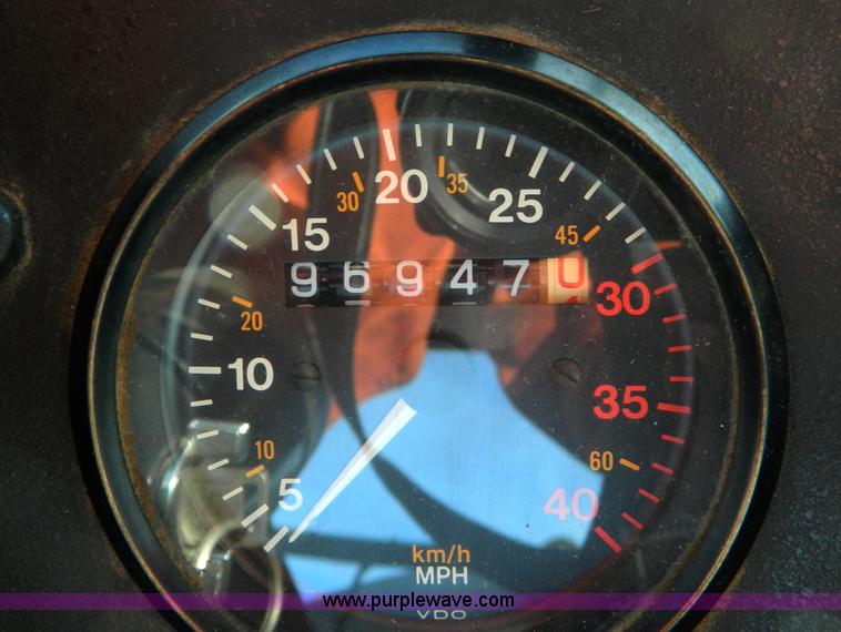 image for item D8671 1994 Ag-Chem TerraGator 1844 self propelled sprayer