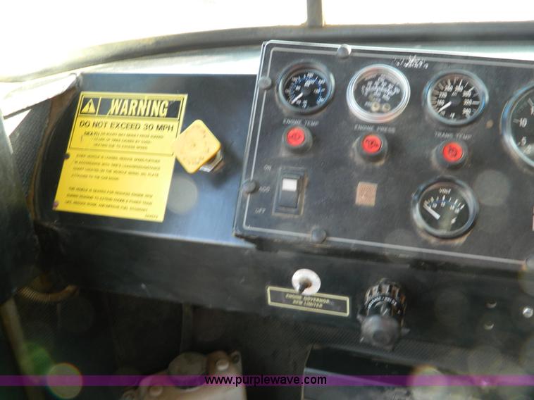 image for item D8671 1994 Ag-Chem TerraGator 1844 self propelled sprayer