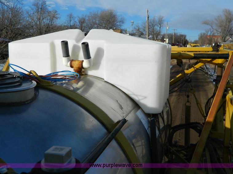 image for item D8671 1994 Ag-Chem TerraGator 1844 self propelled sprayer