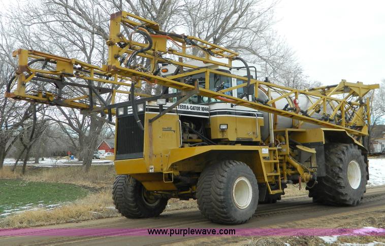 image for item D8672 1997 Ag-Chem TerraGator 1844 self propelled sprayer