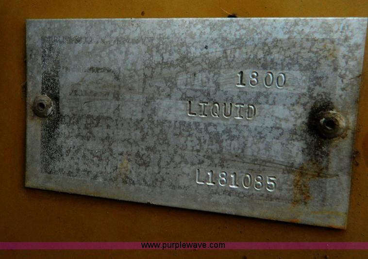 image for item D8672 1997 Ag-Chem TerraGator 1844 self propelled sprayer