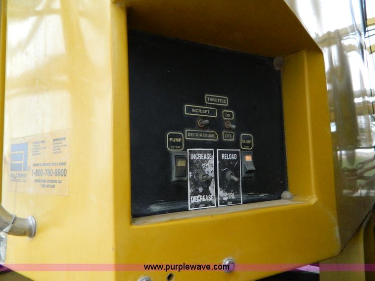 image for item D8672 1997 Ag-Chem TerraGator 1844 self propelled sprayer