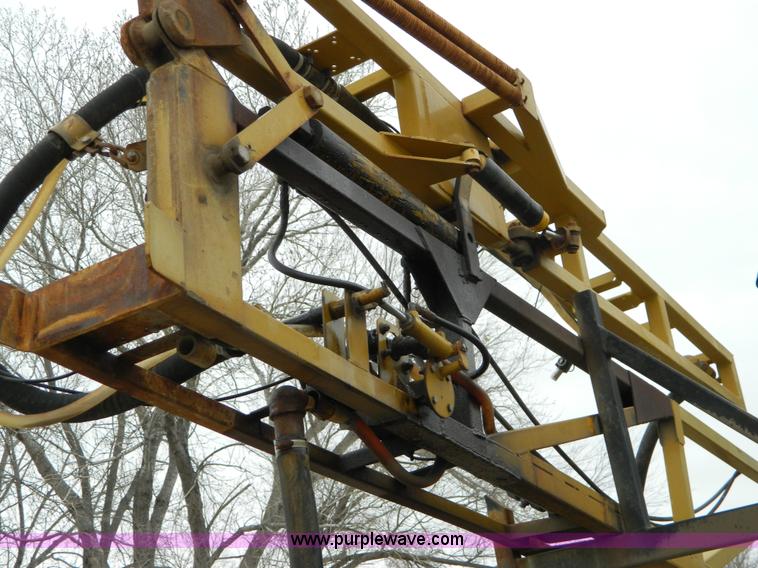 image for item D8672 1997 Ag-Chem TerraGator 1844 self propelled sprayer