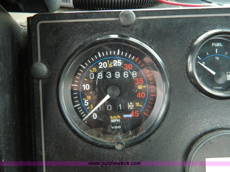 image for item D8672 1997 Ag-Chem TerraGator 1844 self propelled sprayer