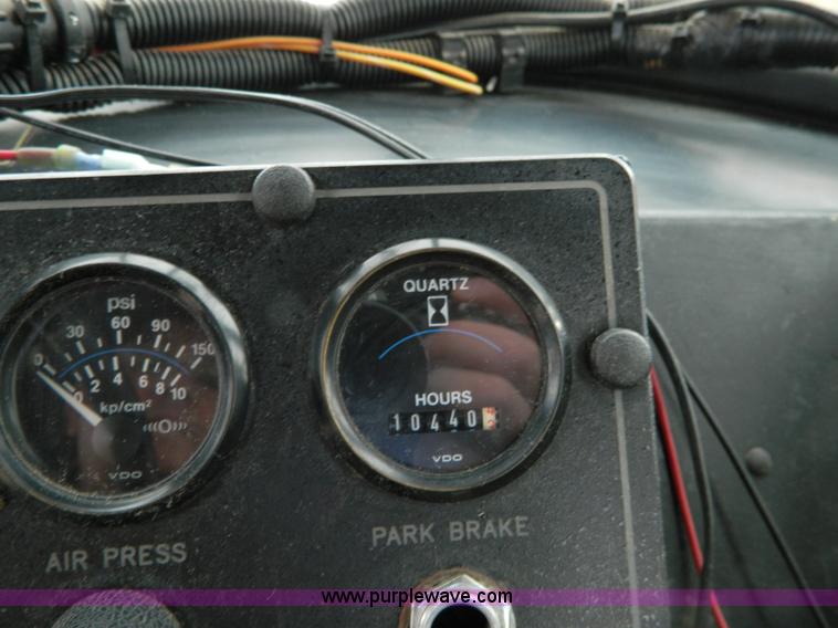 image for item D8672 1997 Ag-Chem TerraGator 1844 self propelled sprayer