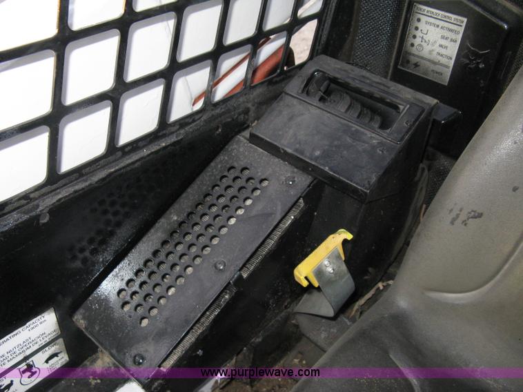 image for item A6021 1999 Bobcat 863 Turbo Advantage series skid steer