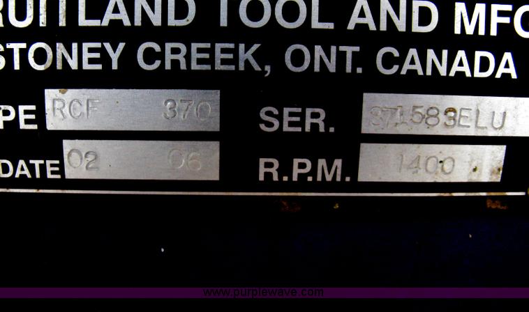 image for item A6075 1995 International 4700 vacuum truck