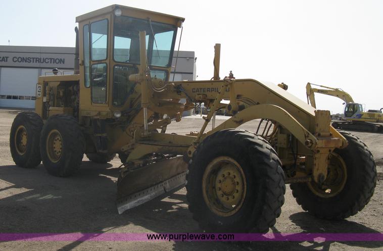 image for item A6078 1984 Caterpillar 140G motor grader