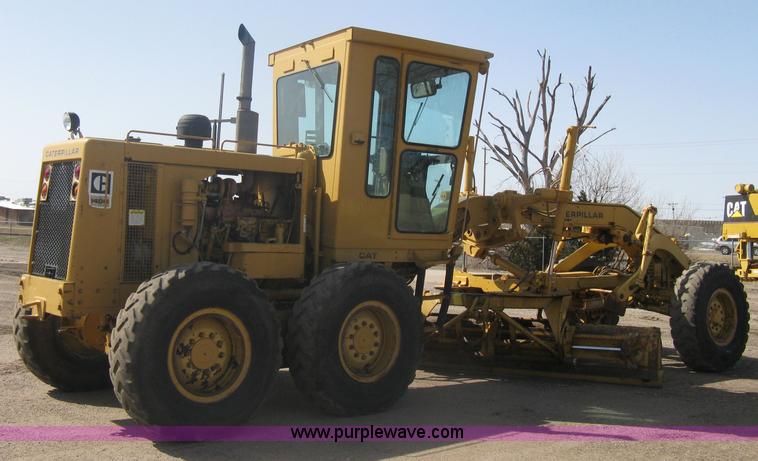 image for item A6078 1984 Caterpillar 140G motor grader