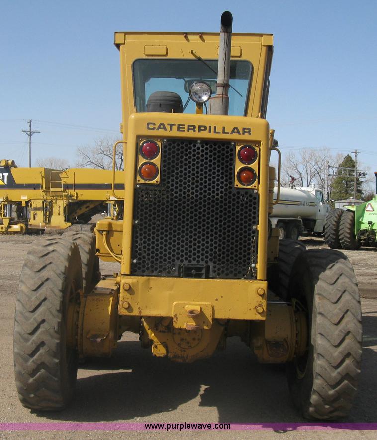 image for item A6078 1984 Caterpillar 140G motor grader