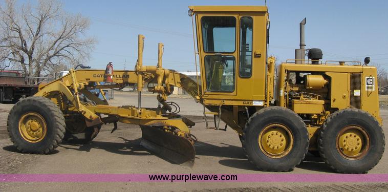 image for item A6078 1984 Caterpillar 140G motor grader