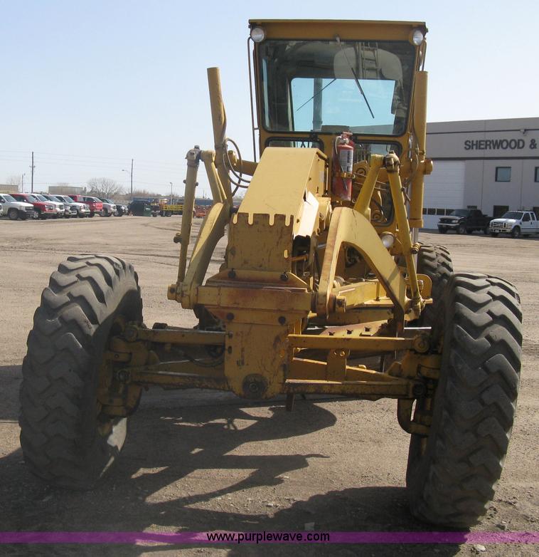 image for item A6078 1984 Caterpillar 140G motor grader