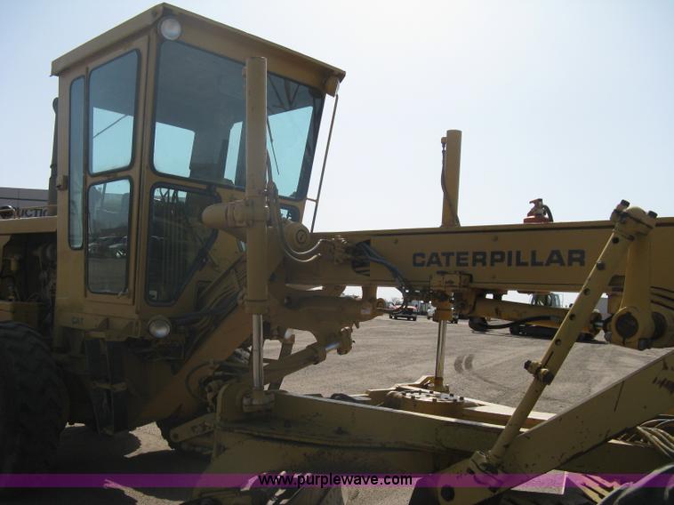 image for item A6078 1984 Caterpillar 140G motor grader
