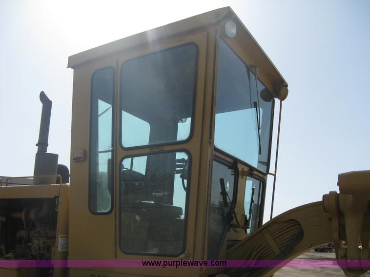 image for item A6078 1984 Caterpillar 140G motor grader