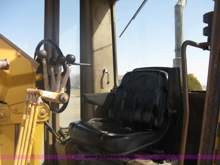 image for item A6078 1984 Caterpillar 140G motor grader