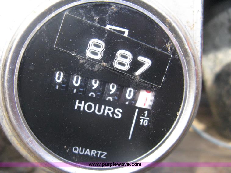 image for item A6080 1991 Ford LNT8000 water truck