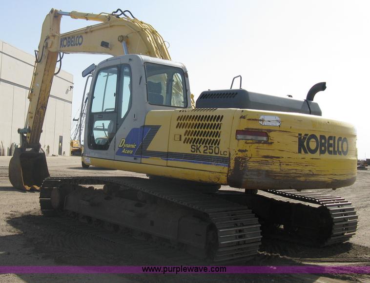 image for item A6084 2002 Kobelco SK250LC Dynamic Acera excavator