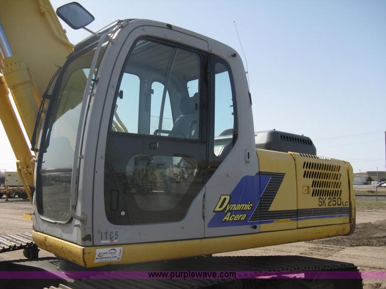 image for item A6084 2002 Kobelco SK250LC Dynamic Acera excavator