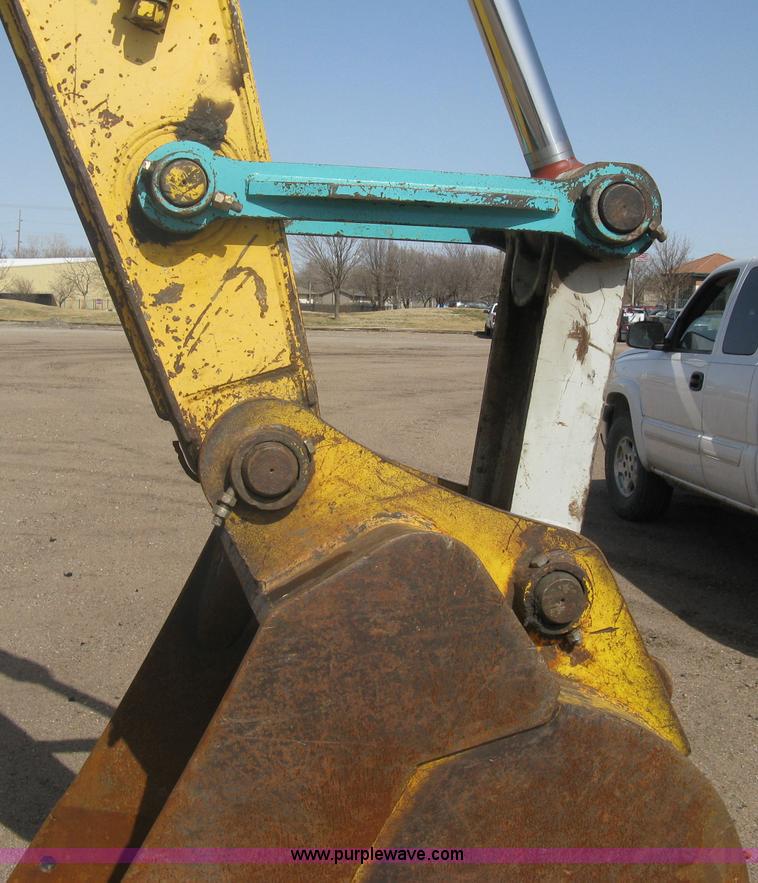 image for item A6084 2002 Kobelco SK250LC Dynamic Acera excavator