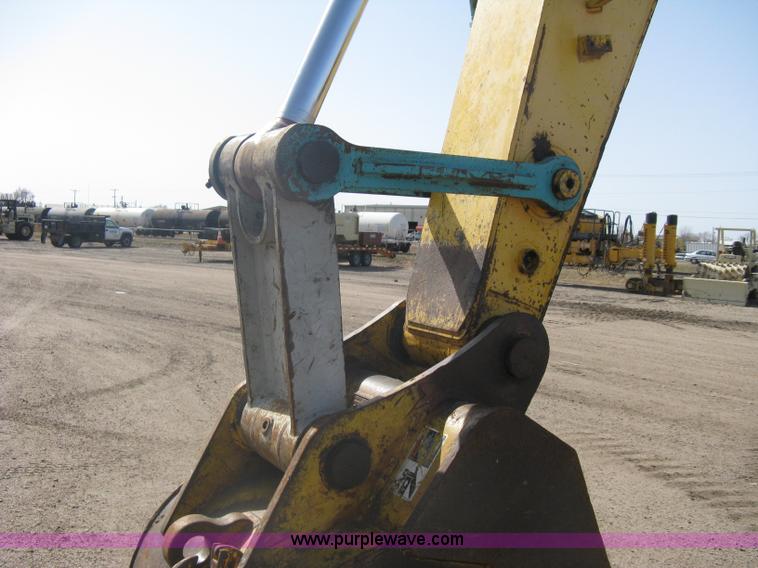 image for item A6084 2002 Kobelco SK250LC Dynamic Acera excavator