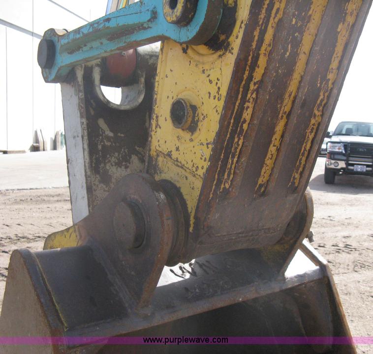 image for item A6084 2002 Kobelco SK250LC Dynamic Acera excavator
