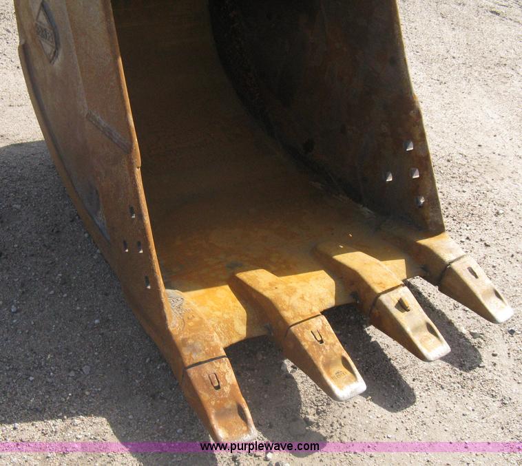 image for item A6084 2002 Kobelco SK250LC Dynamic Acera excavator