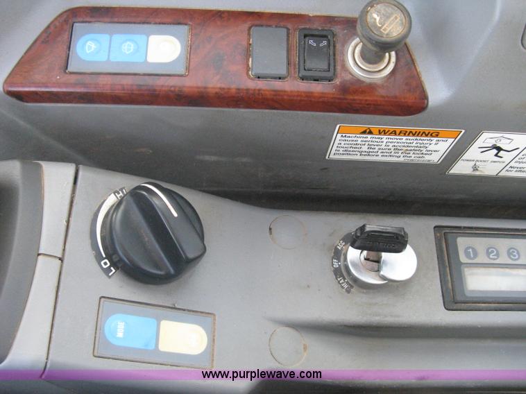 image for item A6084 2002 Kobelco SK250LC Dynamic Acera excavator