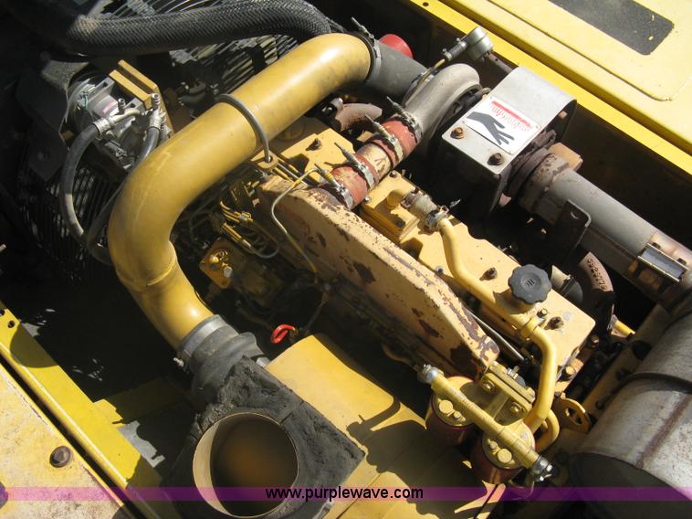 image for item A6085 2000 Komatsu PC300LC-6LE excavator