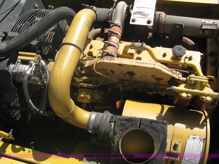 image for item A6085 2000 Komatsu PC300LC-6LE excavator