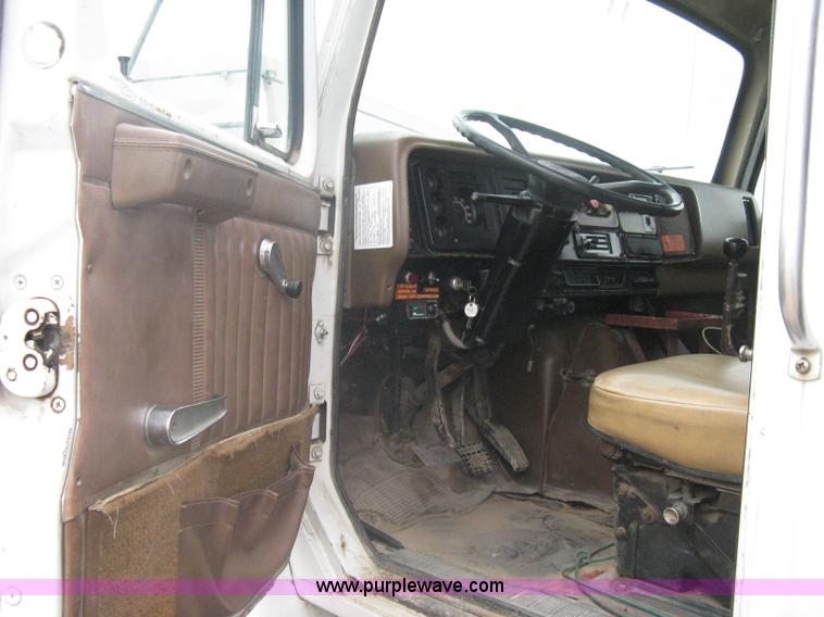 image for item A6097 1988 International 1954 flatbed truck