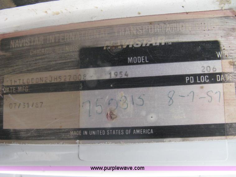 image for item A6097 1988 International 1954 flatbed truck