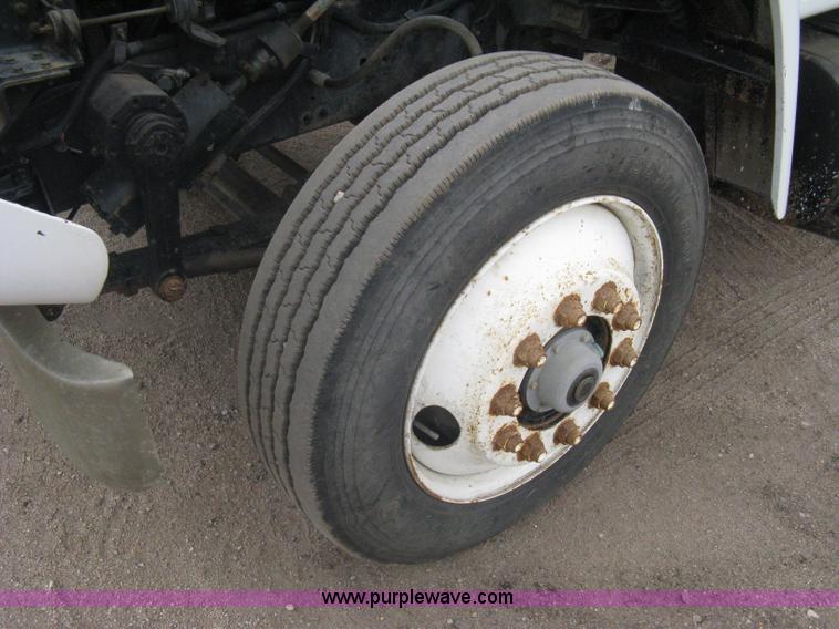 image for item A6097 1988 International 1954 flatbed truck