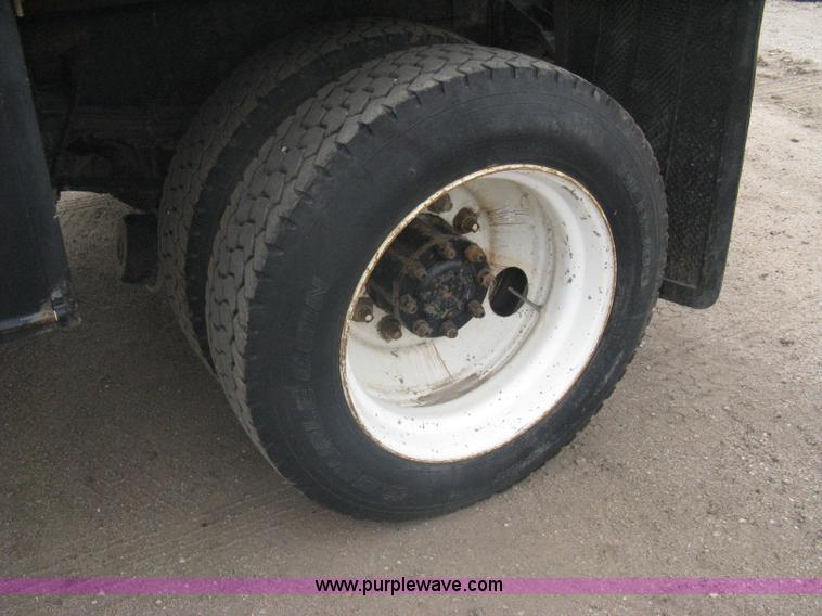 image for item A6097 1988 International 1954 flatbed truck