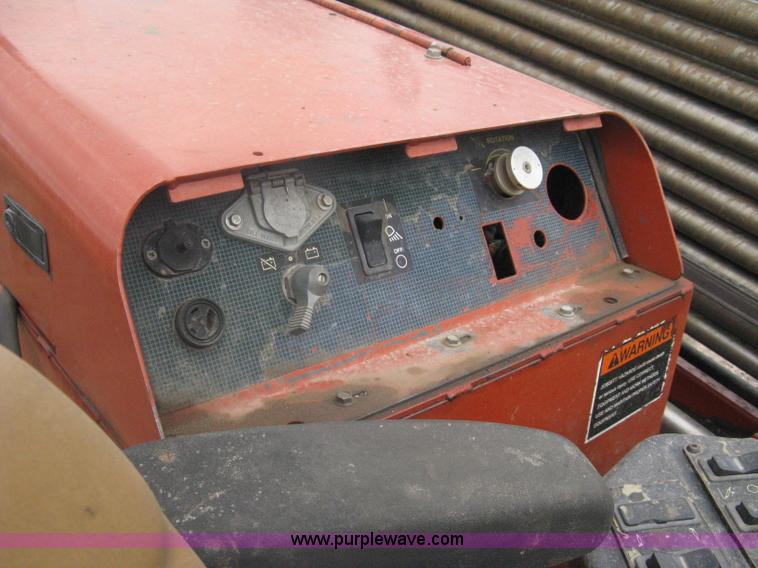 image for item A6098 2000 Ditch Witch JT2720 directional drill