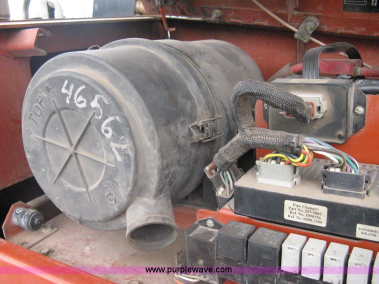 image for item A6099 2000 Ditch Witch JT2720 directional drill