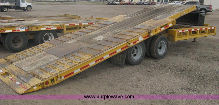 image for item A6102 2001 Trail King TKT20 tandem axle tilt bed trailer